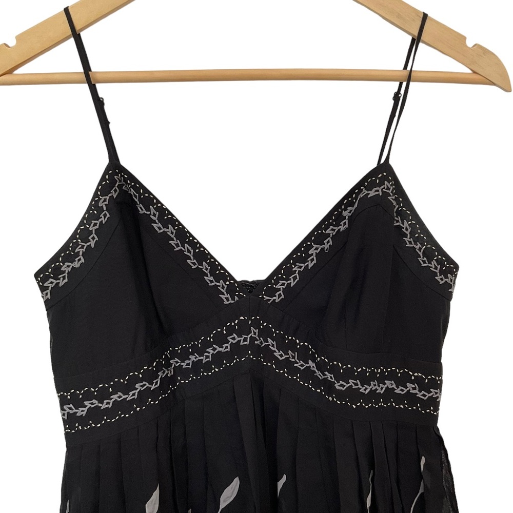 BCBG MaxAzria Pleated Tulle Cocktail Party Dress Babydoll Embroidered Fl… - Picture 5 of 16